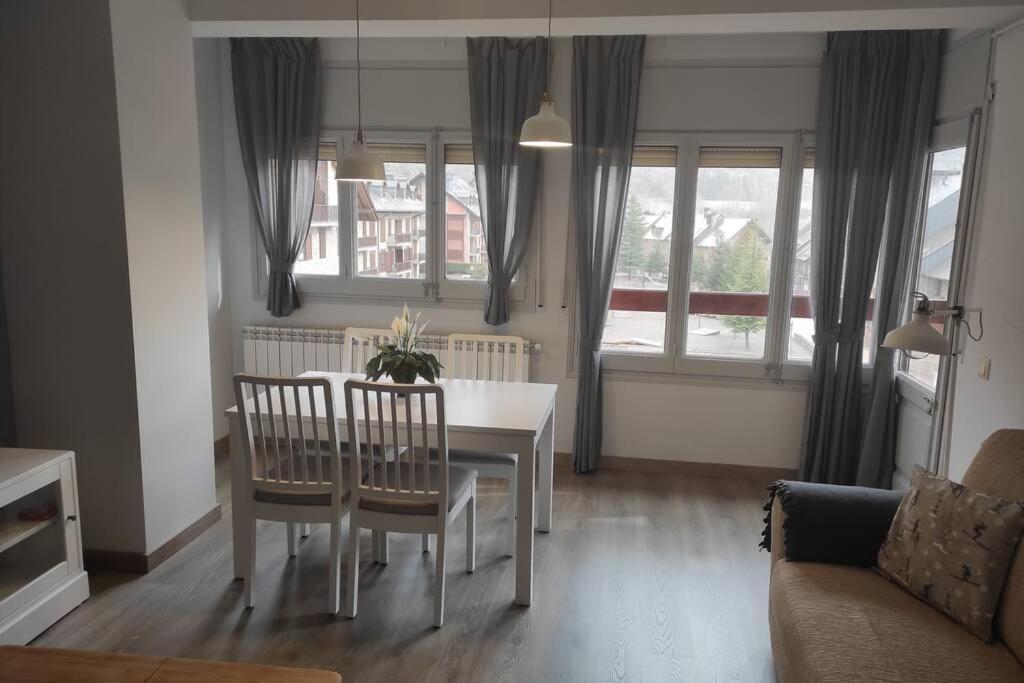 Bassiero Apartament Esterri d'Àneu Extérieur photo